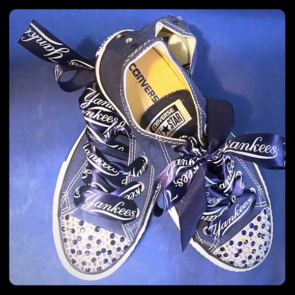 yankees converse